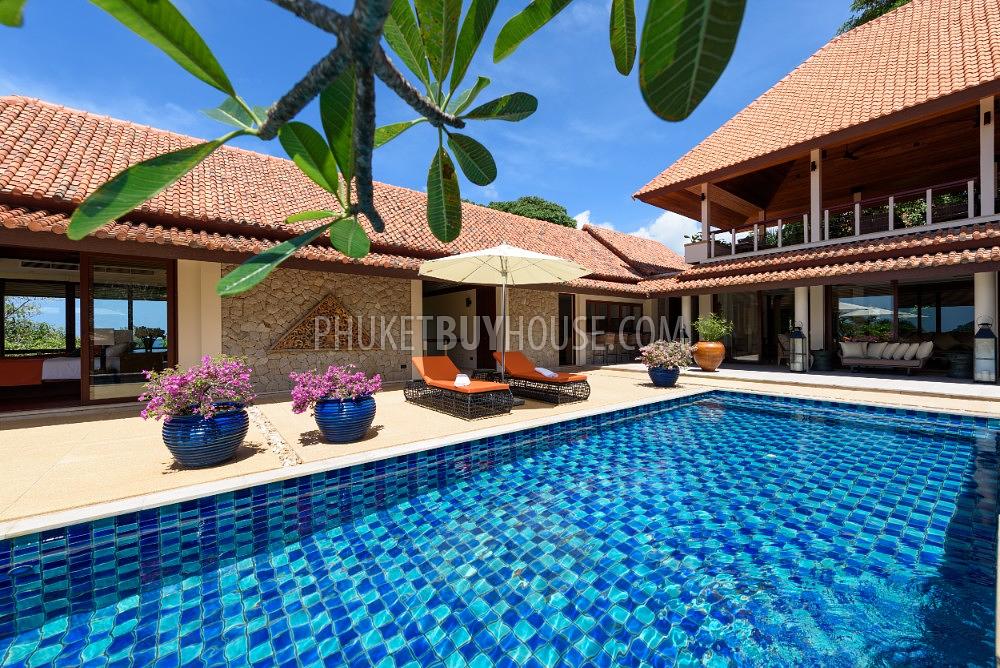 KAT6233: Luxury Villa with 5 Bedrooms and a Huge inner Space near the Mysterious Kata Noi Beach. Photo #45