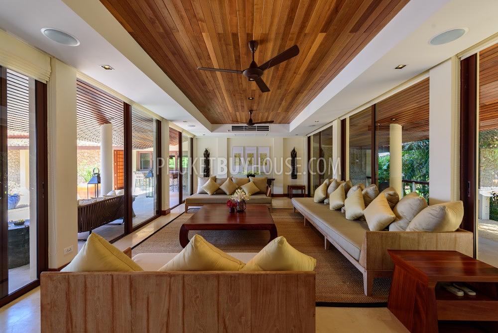 KAT6233: Luxury Villa with 5 Bedrooms and a Huge inner Space near the Mysterious Kata Noi Beach. Photo #88