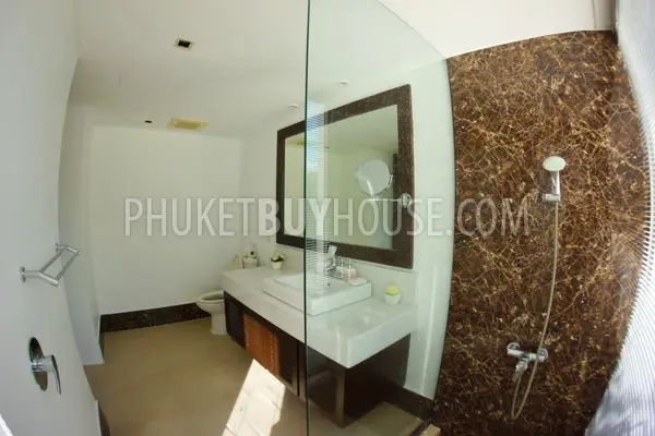 BAN6237: Spacious Apartments within walking distance to the Andaman Sea. Photo #31