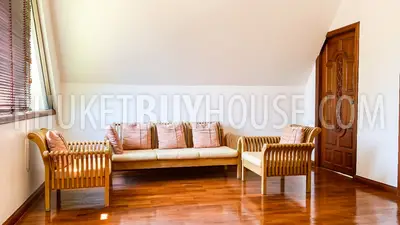 NAI6800: Magnificent Villa For Sale in Nai Harn Area. Photo #12