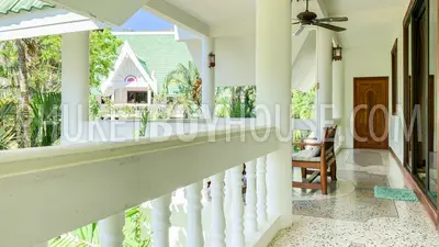 NAI6800: Magnificent Villa For Sale in Nai Harn Area. Photo #32