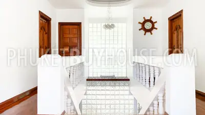 NAI6800: Magnificent Villa For Sale in Nai Harn Area. Photo #18