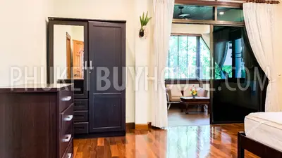 NAI6799: 4 bedroom villa surrounded by a tropical garden in Nai Harn area. Photo #3