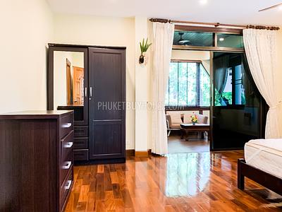 NAI6799: 4 bedroom villa surrounded by a tropical garden in Nai Harn area. Photo #3
