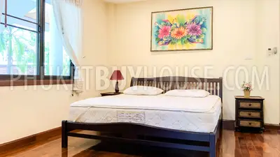NAI6799: 4 bedroom villa surrounded by a tropical garden in Nai Harn area. Photo #2