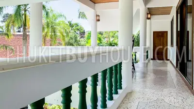 NAI6799: 4 bedroom villa surrounded by a tropical garden in Nai Harn area. Photo #11