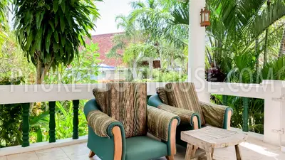 NAI6799: 4 bedroom villa surrounded by a tropical garden in Nai Harn area. Photo #22