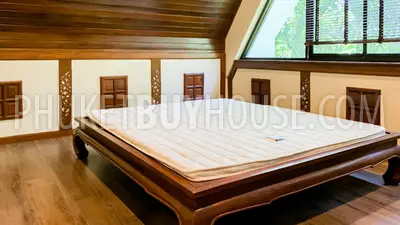 NAI6799: 4 bedroom villa surrounded by a tropical garden in Nai Harn area. Photo #25