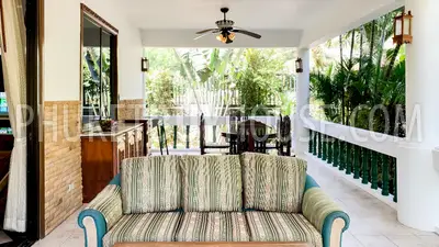 NAI6799: 4 bedroom villa surrounded by a tropical garden in Nai Harn area. Photo #33