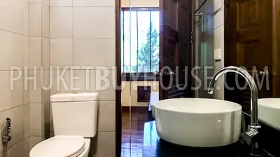 NAI6799: 4 bedroom villa surrounded by a tropical garden in Nai Harn area. Photo #32