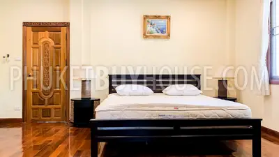 NAI6799: 4 bedroom villa surrounded by a tropical garden in Nai Harn area. Photo #37