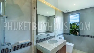 BAN6297: Modern Villa with Lake View in Bang Tao Beach. Fotoğraf #7
