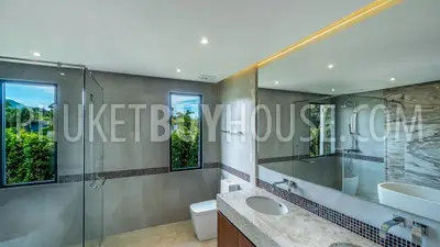 BAN6297: Modern Villa with Lake View in Bang Tao Beach. Fotoğraf #18