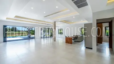 BAN6297: Modern Villa with Lake View in Bang Tao Beach. Fotoğraf #20