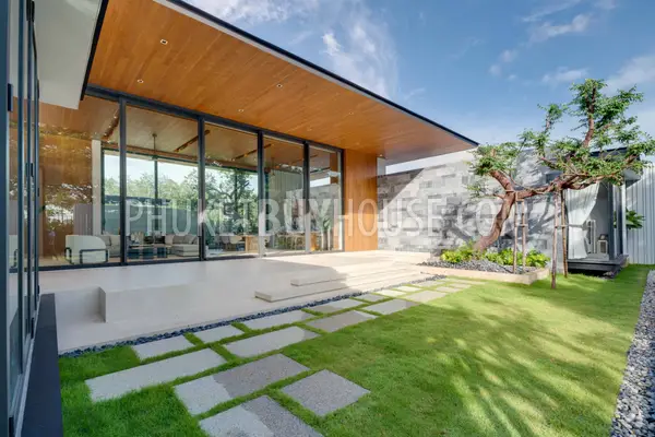 BAN21876: A Gorgeous 4-Bedroom Villa For Sale On Bang Tao. Photo #15