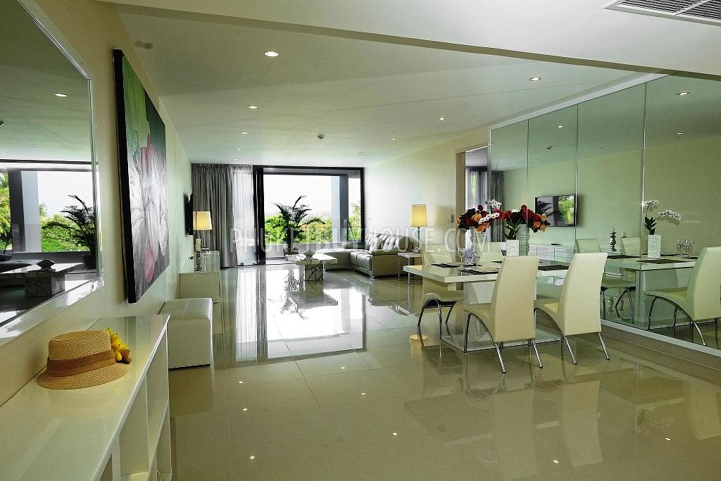SUR6277: Spacious Two-Bedroom Apartment with Large Terrace within Walking Distance to Surin Beach. Photo #9