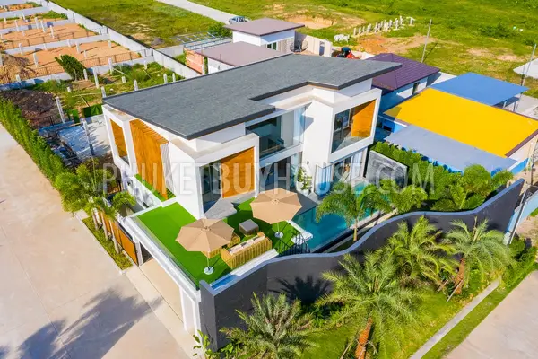 CHE6278: Cozy Modern 3-Bedroom Villa in Bang Tao. Fotoğraf #13