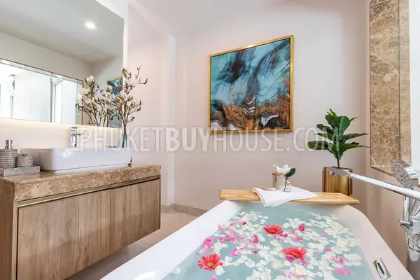 CHE6278: Cozy Modern 3-Bedroom Villa in Bang Tao. Fotoğraf #42