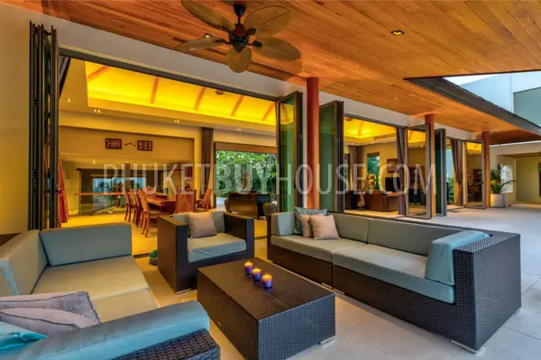 LAY6320: Royal Villa With Tropical Garden in Layan Beach. Photo #15