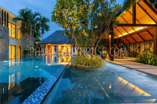 LAY6320: Royal Villa With Tropical Garden in Layan Beach. Photo #28