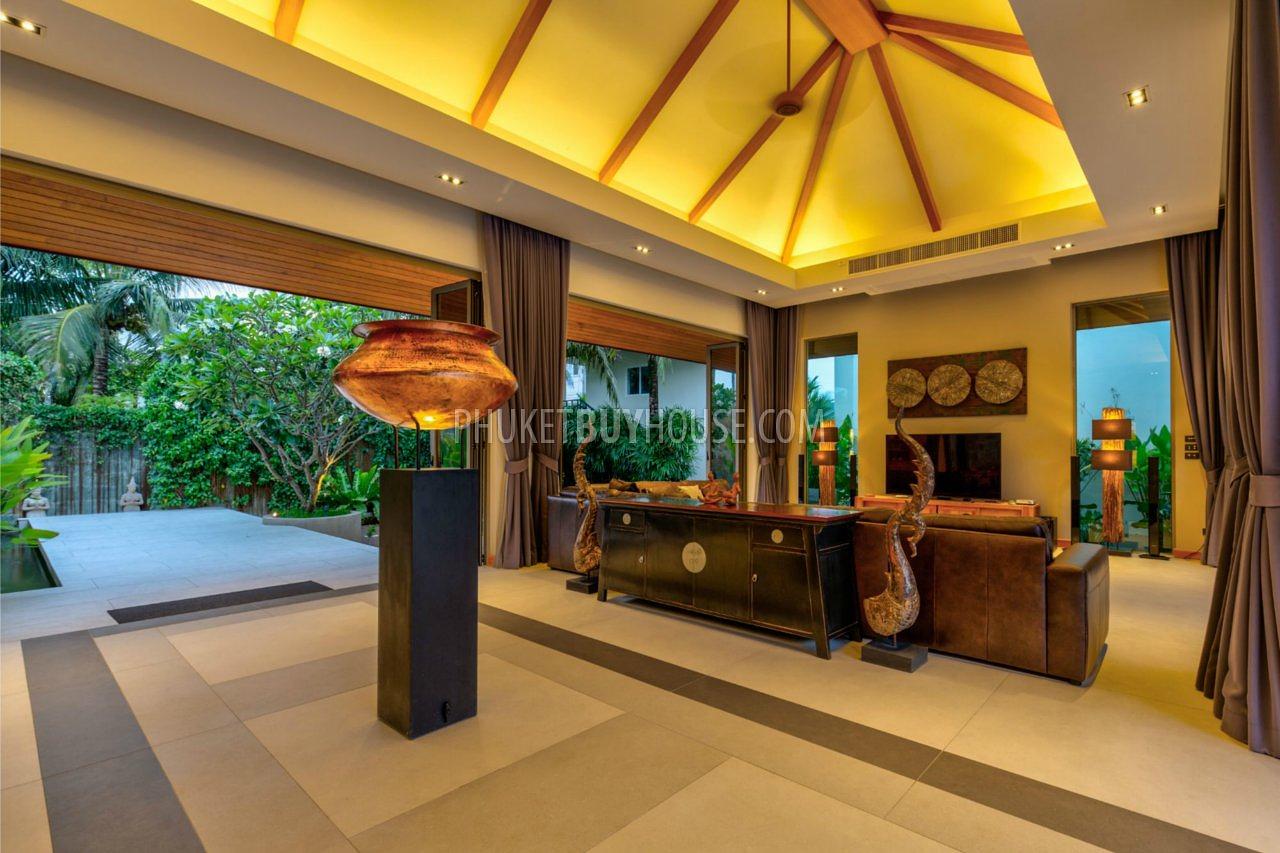 LAY6320: Royal Villa With Tropical Garden in Layan Beach. Photo #31