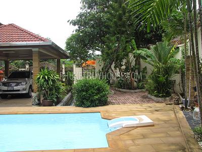 KTH6328: 5 Bedroom Pool Villa in Kathu. Photo #6
