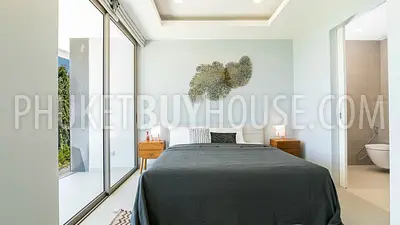 SUR6340: Exquisite Condominium with Sea View in Surin Beach. Photo #18