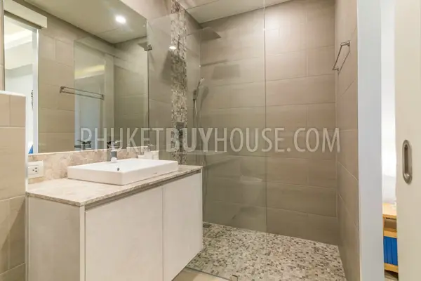 SUR6340: Exquisite Condominium with Sea View in Surin Beach. Photo #20