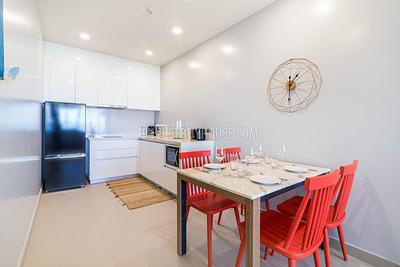 SUR6340: Exquisite Condominium with Sea View in Surin Beach. Photo #21