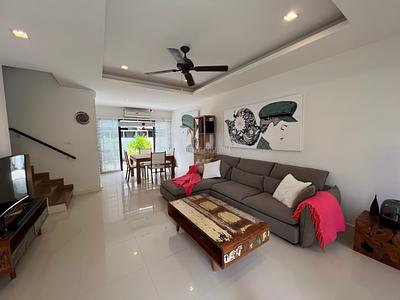 CHE21893: Cozy 3 Bed Townhouse In Laguna . Photo #26
