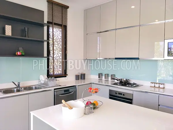LAY6346: Unique Western Style Villa for Sale in Layan Beach. Photo #7