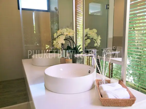 LAY6346: Unique Western Style Villa for Sale in Layan Beach. Photo #9