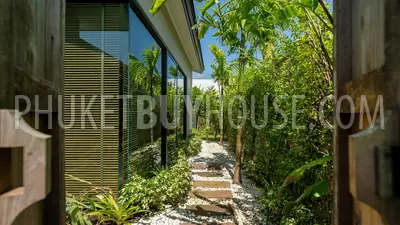 LAY6346: Unique Western Style Villa for Sale in Layan Beach. Photo #13