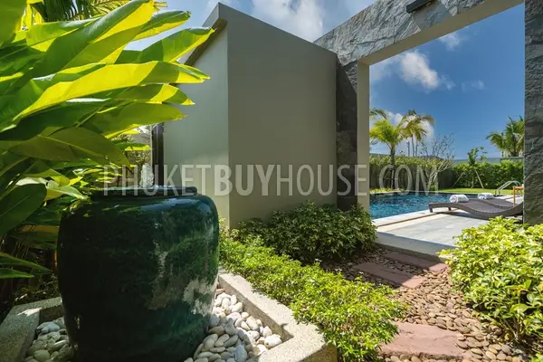 LAY6346: Unique Western Style Villa for Sale in Layan Beach. Photo #14