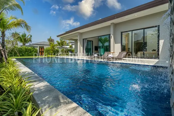 LAY6346: Unique Western Style Villa for Sale in Layan Beach. Photo #22