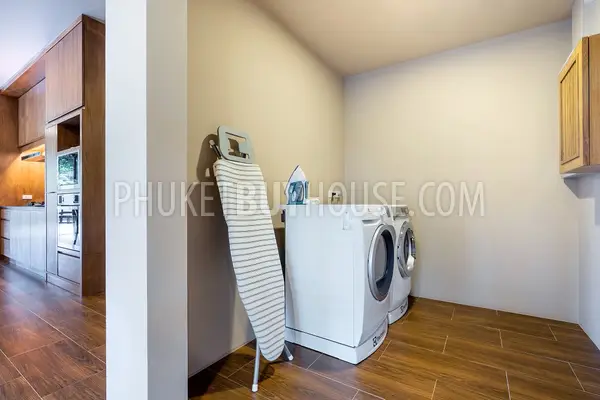 NAI6349: Impeccable Villa in Nai Harn Beach. Photo #6