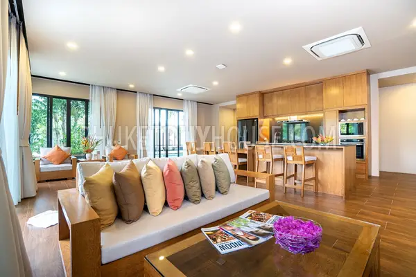 NAI6349: Impeccable Villa in Nai Harn Beach. Photo #8