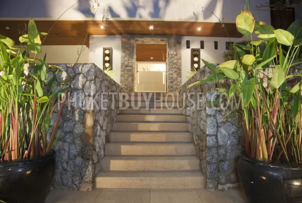 SUR6303: Villa With Sea View in Surin Beach. Photo #3