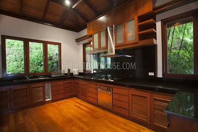 SUR6303: Villa With Sea View in Surin Beach. Photo #5