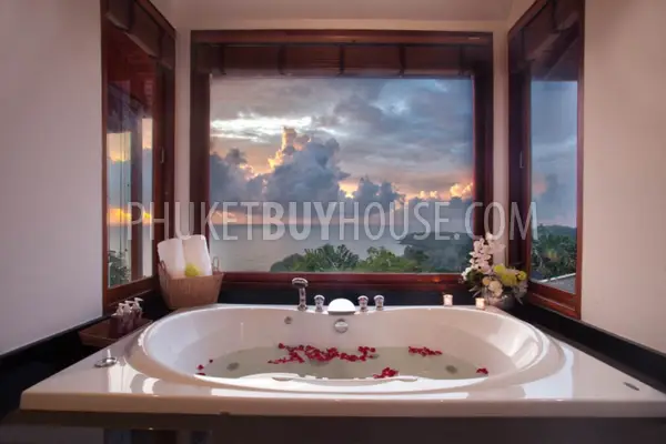 SUR6303: Villa With Sea View in Surin Beach. Photo #12