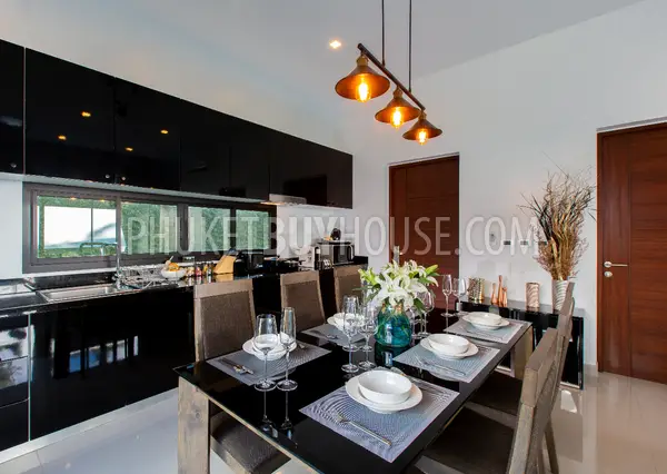 NAI6306: Designer Villa in Nai Harn Beach. Photo #14