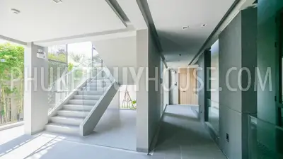 MAI5352: Beachfront 2 Bedroom Residence in Luxury Condominium with Reduced Price!. Photo #32