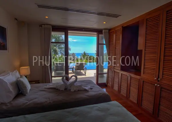 SUR6319: Western Style Villa in Surin Beach. Photo #15