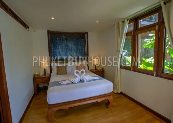 SUR6319: Western Style Villa in Surin Beach. Photo #17
