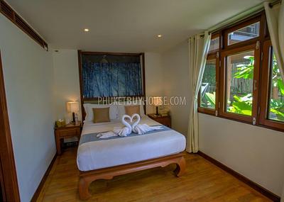 SUR6319: Western Style Villa in Surin Beach. Photo #17