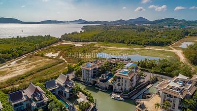 ISL6722: Luxury Penthouse with Own Yacht Marina in Koh Kaew. Photo #43