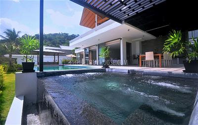 PAT6388: Villa with Panoramic Sea View in Patong Area. Photo #16