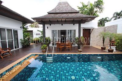 NAI6362: Unique Balinese Style Villa in Nai Harn Beach. Photo #20