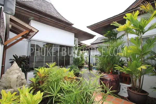 NAI6362: Unique Balinese Style Villa in Nai Harn Beach. Photo #33