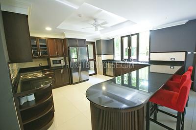 LAY6363: Amazing 4 Bedroom Villa in Layan Beach. Photo #4
